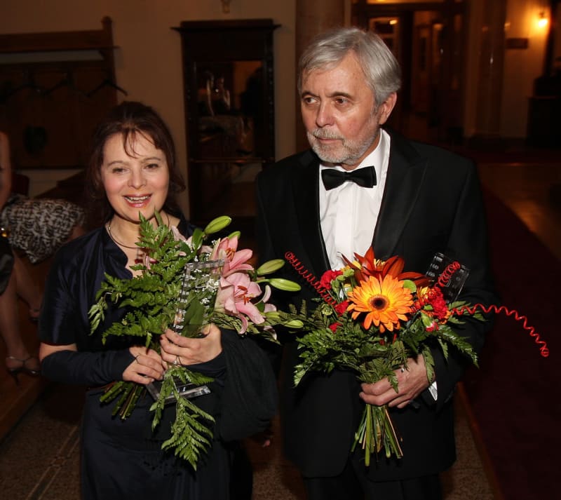 Libuše Šafránková s Josefem Abrhámem platili za sympatický a stabilní pár českého showbyznysu. 