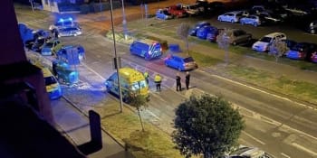 Brutální napadení v Jirkově: Muž bodal mladou ženu do krku i břicha, policisté ho zadrželi