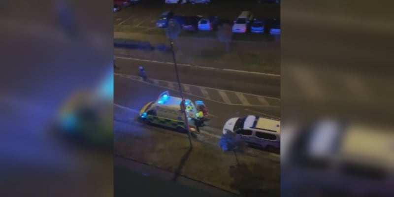 Brutální napadení v Jirkově: Muž bodal mladou ženu do krku i břicha