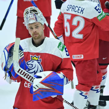 Jedním z hrdinů českého týmu ve čtvrtfinále MS v hokeji 2022 s Německem (4:1) byl brankář Karel Vejmelka.