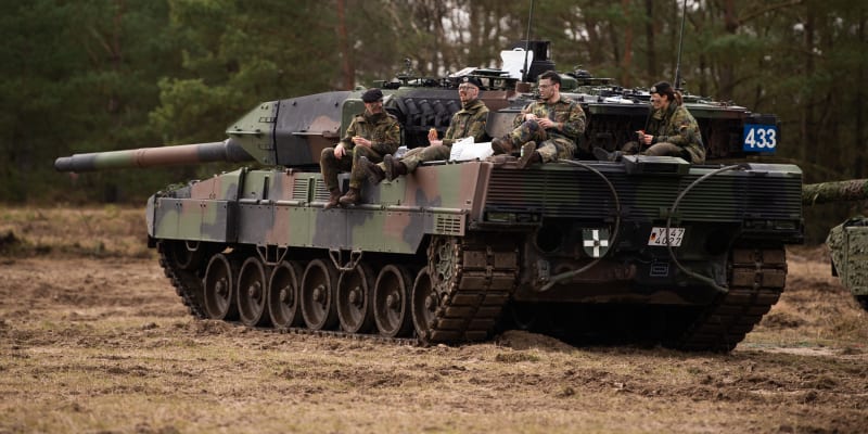 Tanky Leopard 2 obdrží in česká armáda, a to jak darem, tak nákupem.