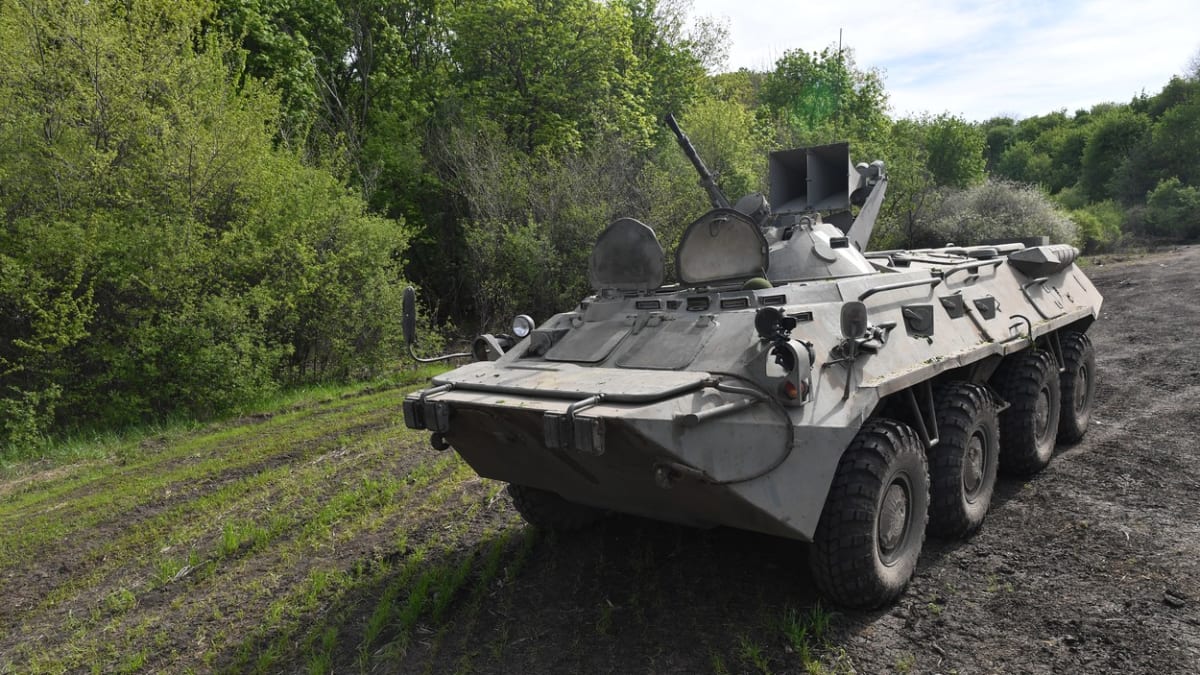Obrněný transportér BTR-80