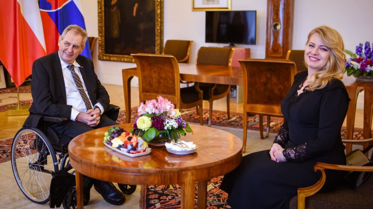 Prezident Zeman se setkal se slovenskou prezidentkou Čaputovou.