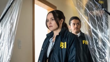Rebecca Breeds v hlavní roli seriálu Clarice o agentce FBI Clarice Starling