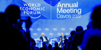 Elitní bankéři v Davosu řešili kryptoměny i CBDC. Jaká bude budoucnost financí?