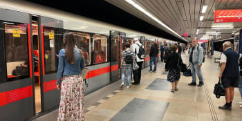 Na pražském Opatově spadl mladík pod metro. Utrpěl vážné zranění