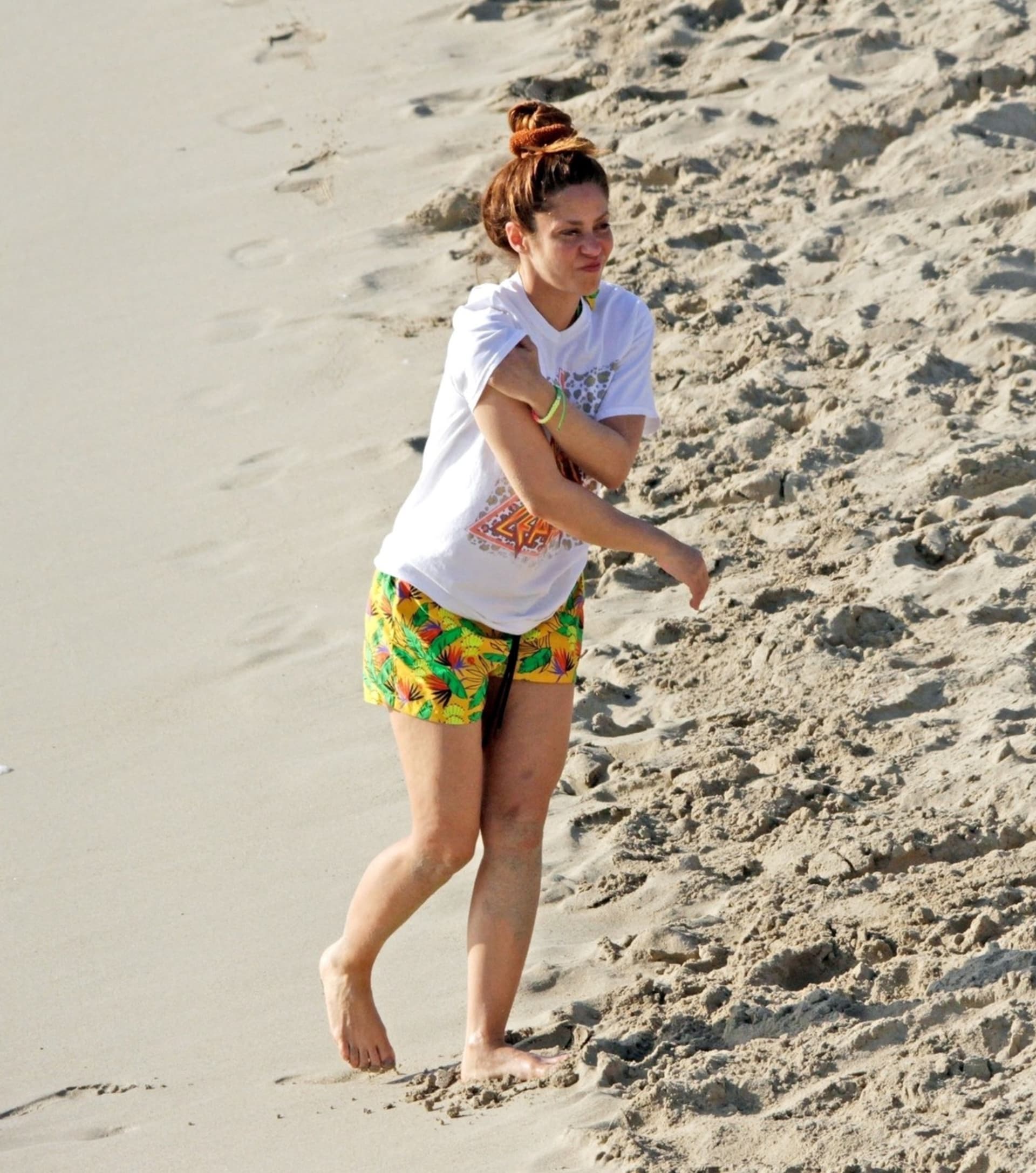 Shakira tráví hodně času na pláži.