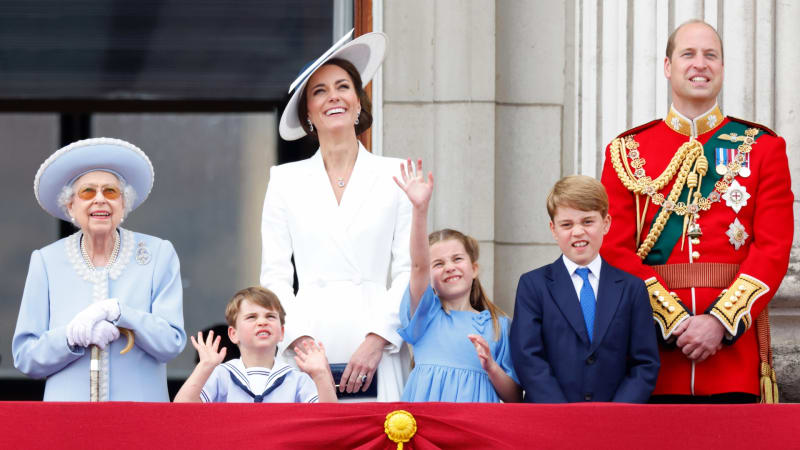 8 věcí, které nevíte o britské královské rodině: Její členka se narodila v Karlových Varech