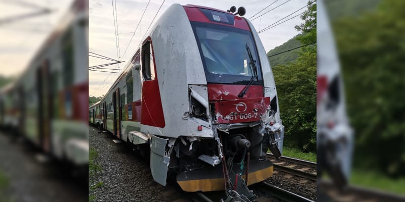 Na Slovensku se srazily dva vlaky.