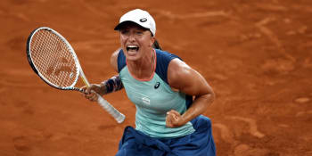 Šwiateková podruhé ovládla Roland Garros. Královna žebříčku vyhrála už 35 zápasů v řadě
