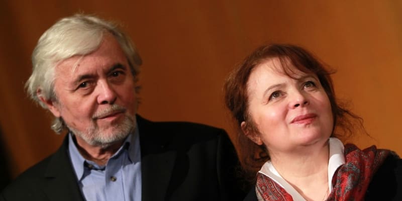 Josef Abrhám a Libuška Šafránková se brali v roce 1976. Jejich manželství bylo pro mnohé vzorem.