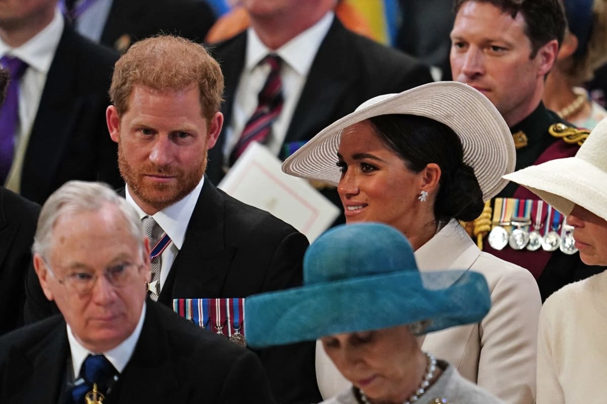 Princ Harry a vévodkyně Meghan při oslavách 70 let královny Alžběty II. na trůnu.