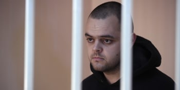 Unikl trestu smrti, přesto se na Ukrajinu vrací. Může za to láska, šokoval britský voják
