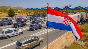 Do Chorvatska autem: Kolik zaplatíte, jaké vás čekají nástrahy a popis tří nejlepších tras