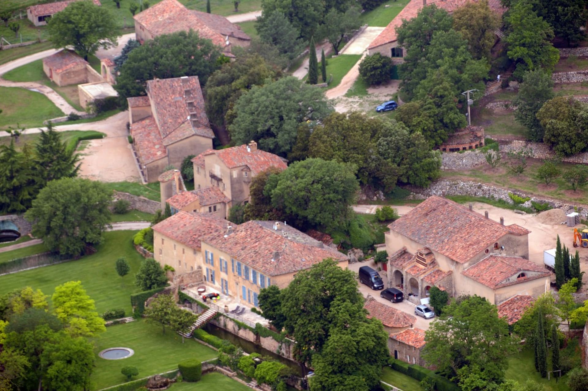Bydlení ve Francii, château Miraval si měli Brad Pitt společně s Angelinou Jolie pořídit v roce 2008.