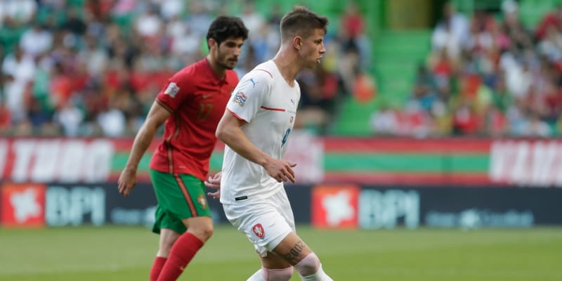 Adam Hložek v zápase s Portugalskem