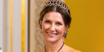 Skandální královská svatba: Princezna si chce brát kontroverzního šamana celebrit