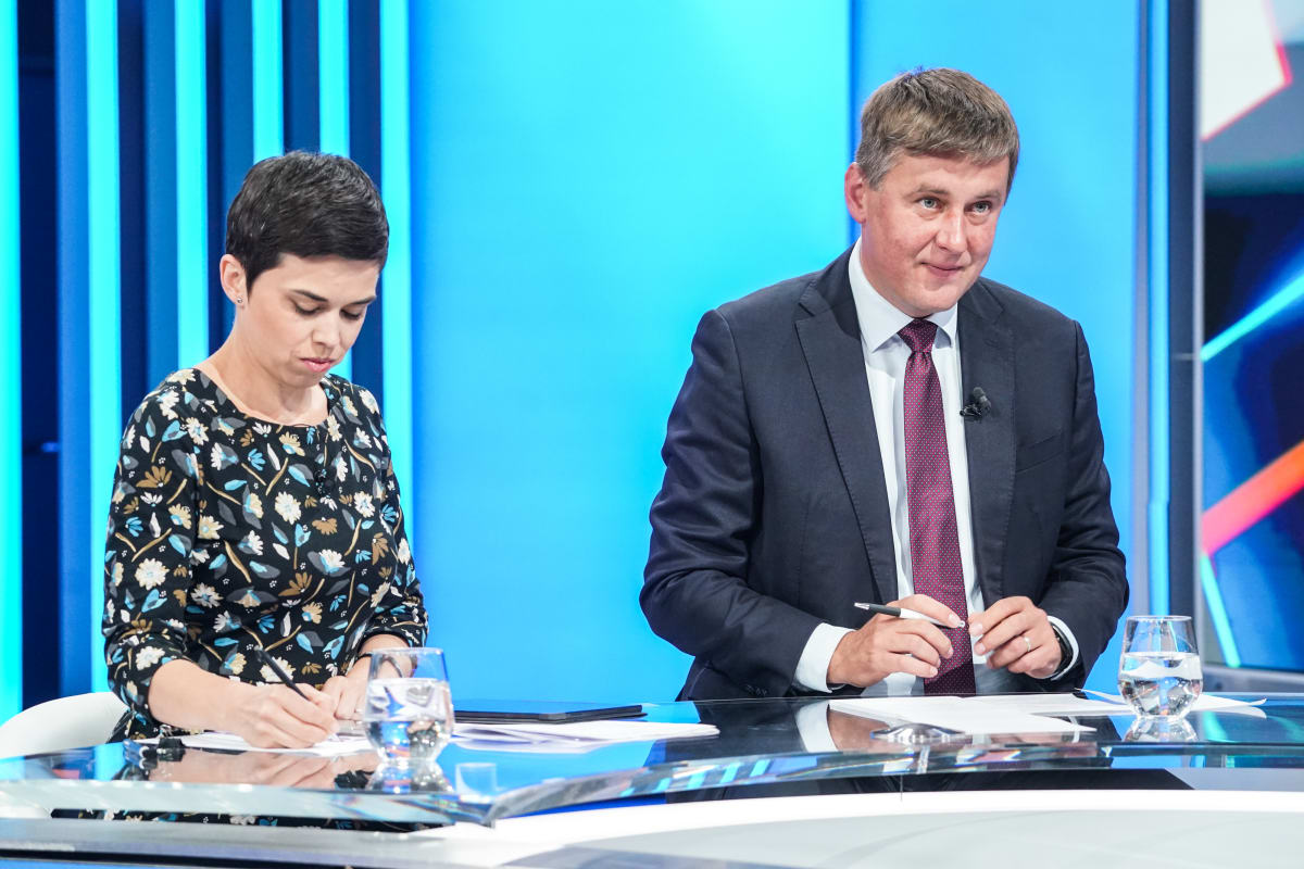 Místopředsedkyně Sněmovny Olga Richterová a exministr zahraničí Tomáš Petříček v Partii