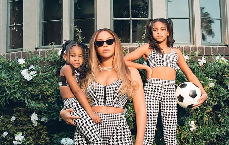 Beyoncé se svými dcerami Blue Ivy a Rumi