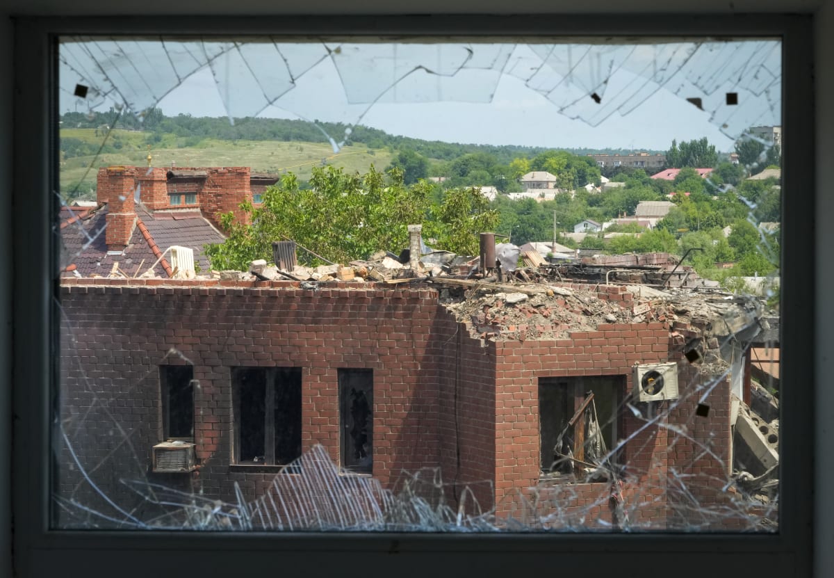 Následky ruského ostřelování města Bachmut v Doněcké oblasti