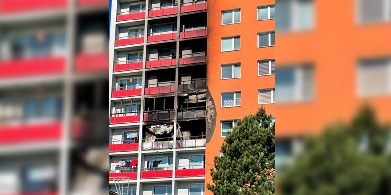 Při požáru ve výškovém domě v Handlové na Slovensku zemřeli čtyři lidé