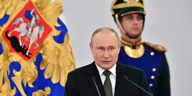 Spekuluje se, že se Putin potýká s vážnými zdravotními problémy.
