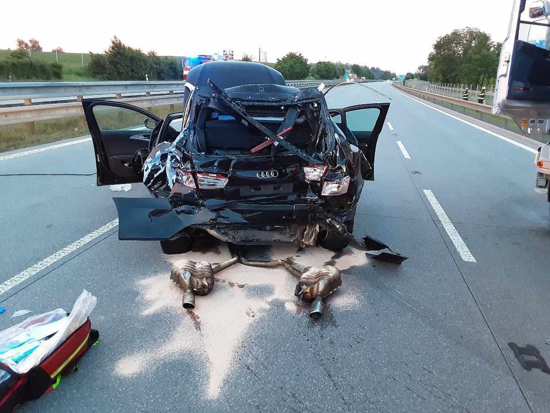 Nehoda u Koberovic na Pelhřimovsku uzavřela D1. 