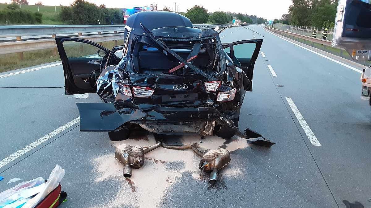 Nehoda u Koberovic na Pelhřimovsku uzavřela D1