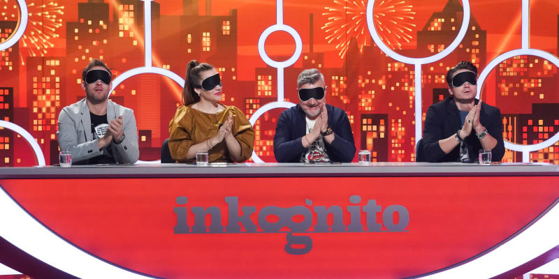 Lucie Vondráčková v zábavné show Inkognito