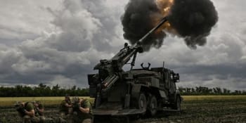 Ukrajinci precizně používají západní zbraně, přestřelky s Rusy ale prohrávají, říká expert