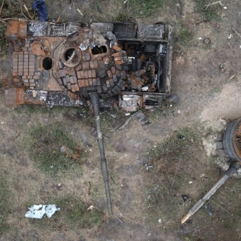 Zničený ruský tank nedaleko Kyjeva, 23. května 2022