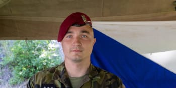 První zahraniční mise české aktivní zálohy: Pak se buď ožením, nebo rozejdu, říká voják