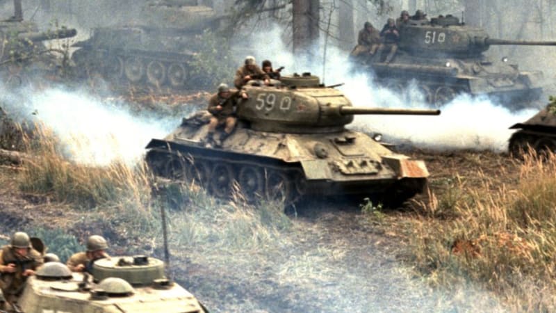 Sovětské tanky ve filmu Bělyj tigr (2012)
