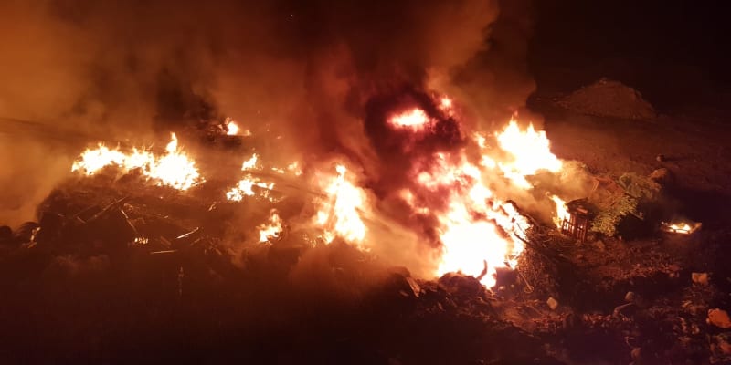 Požár skládky komunálního odpadu v Ústí nad Labem