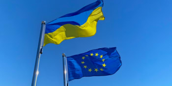 Ukrajina slaví. Spolu s Moldavskem získala status kandidátské země EU