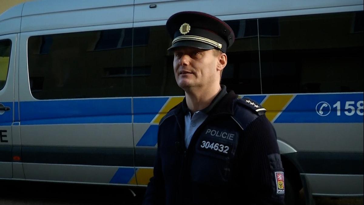 Policista Ladislav Hemza pomáhal v obcích, které zasáhlo tornádo