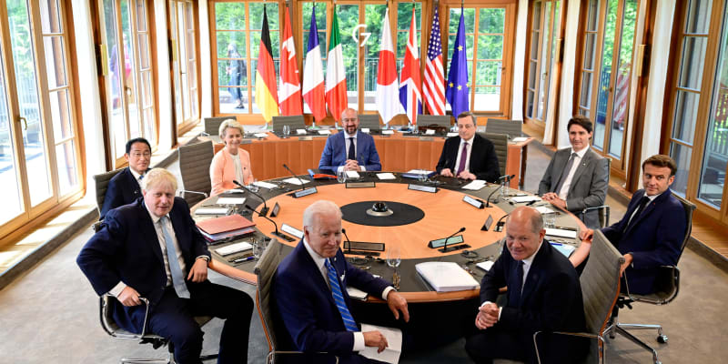 Lídři států G7 na summitu v Bavorsku.