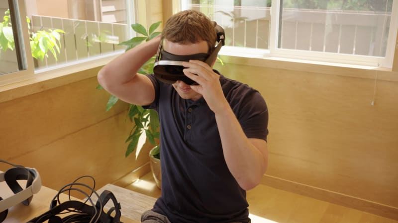Šéf společnosti Meta Mark Zuckerberg ukázal prototypy brýlí virtuální reality za miliardy dolarů. 