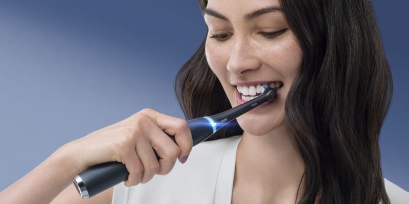 Magnetická technologie Oral-B iO pro naše ústní zdraví. 