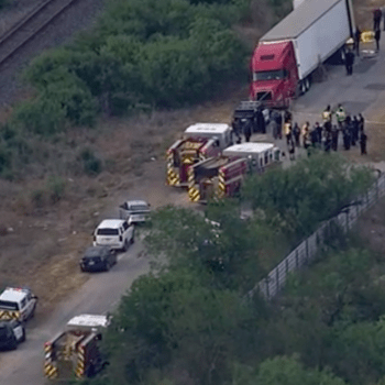 Policie v Texasu našla v kamionu 46 mrtvých migrantů