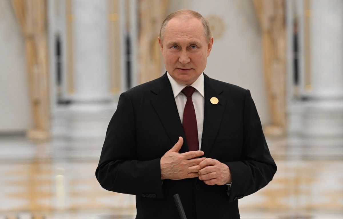 Jedním z mužů, kteří by potenciálně mohli nahradit Vladimira Putina na pozici prezidenta, je mladý kremelský úředník Dmitrij Kovalev.