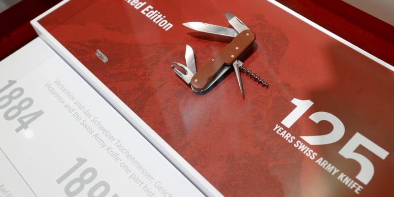 Světoznámý švýcarský výrobce kapesních nožů připravil speciální edici ke 125. výročí začátku jeho výroby. 