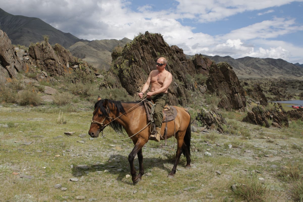 Vladimir Putin na koni, rok 2009