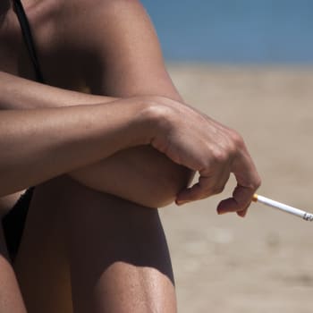 Cigareta na pláži