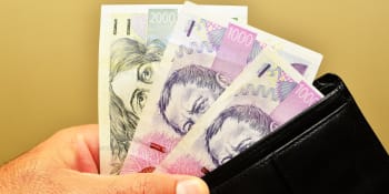 Důchody se od ledna znovu navýší. Vláda schválila růst penzí o 825 korun