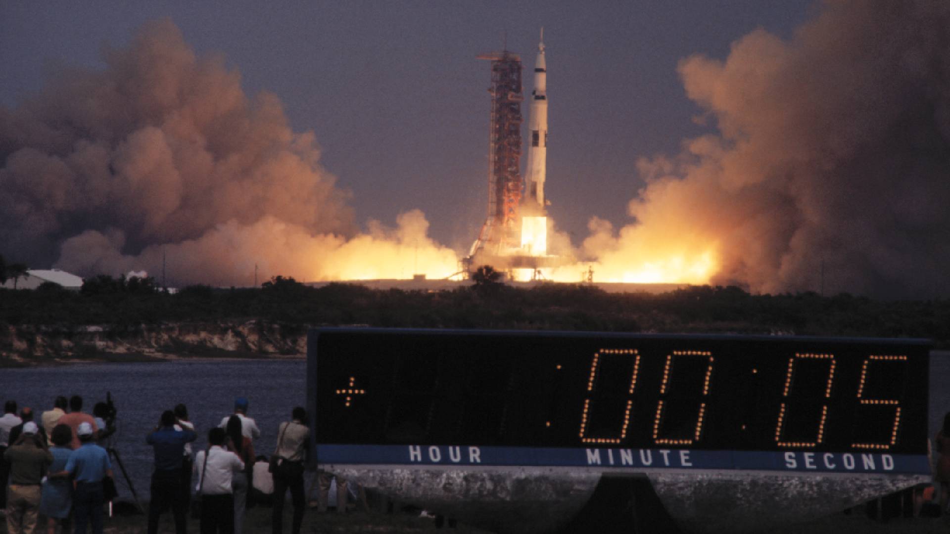 Start rakety Saturn V s lodí Apollo 13