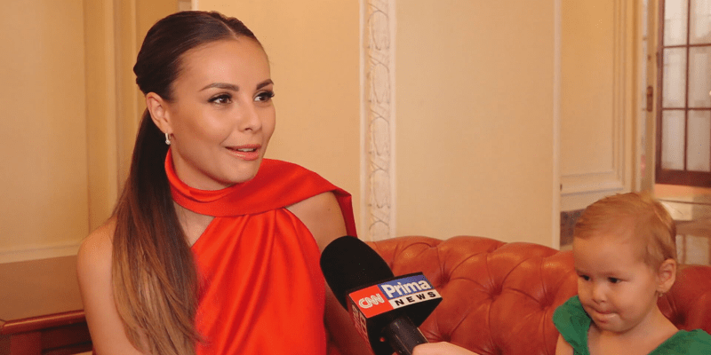 O rozchodu s Muradovem promluvila Monika Bagárová v rozhovoru pro Showtime na festivalu v Karlových Varech, kam dorazila pouze s dcerou Ruminkou.