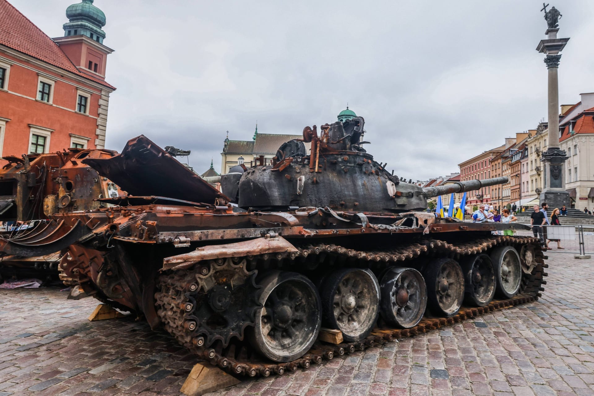 Zneškodněný ruský tank na výstavě ve Varšavě