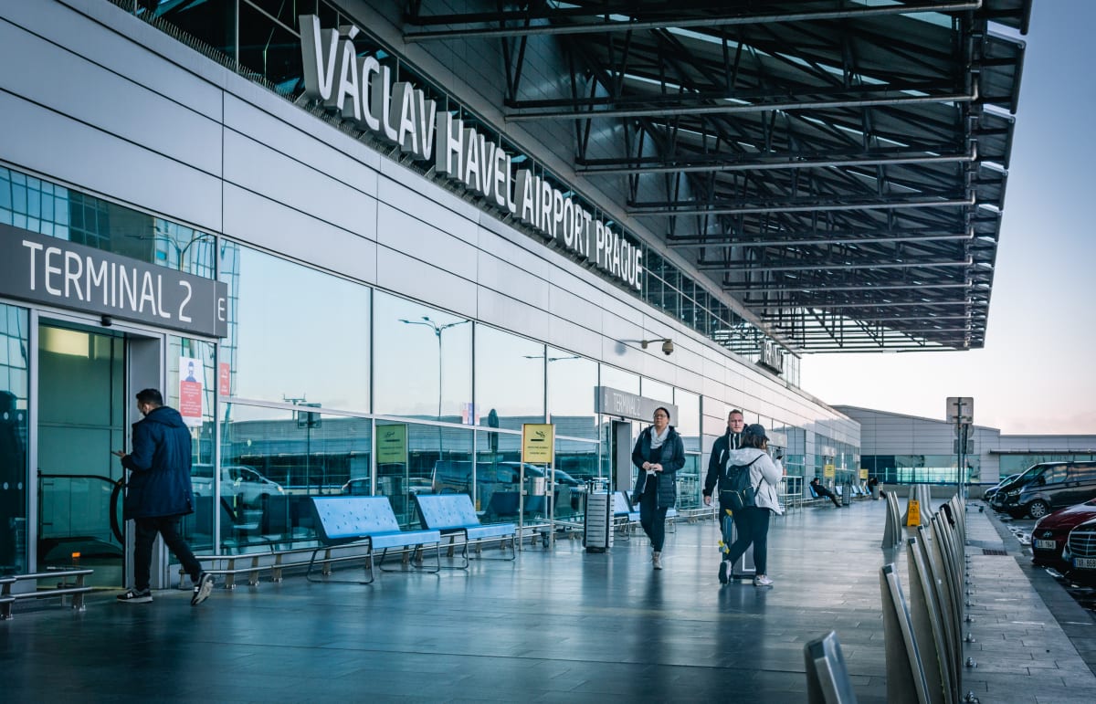 Letiště Václava Havla v Praze se zatím nepotýká s výraznějšími komplikacemi.