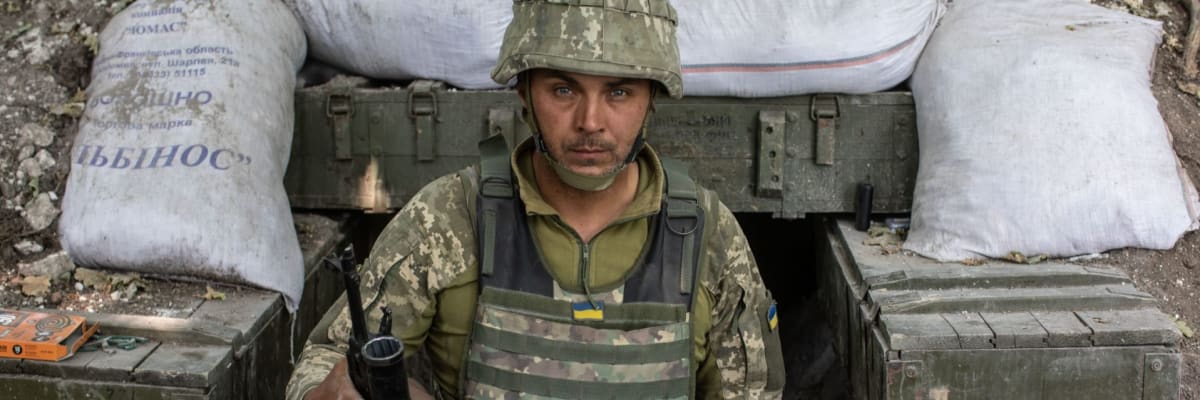 Udeř a zmiz. Z okupovaných Ukrajinců jsou partyzáni, střílí kolaboranty a škodí od počítače